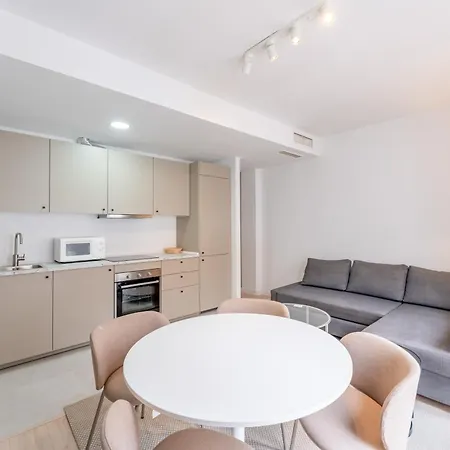 Bhost - Carihuela Promenade Appartement Torremolinos