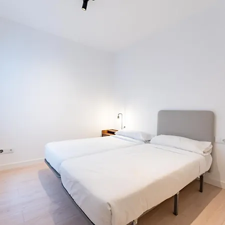 Bhost - Carihuela Promenade *