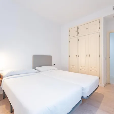 Bhost - Carihuela Promenade Appartement Torremolinos