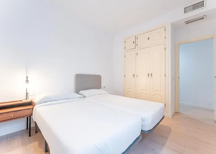 Bhost - Carihuela Promenade Appartement Torremolinos